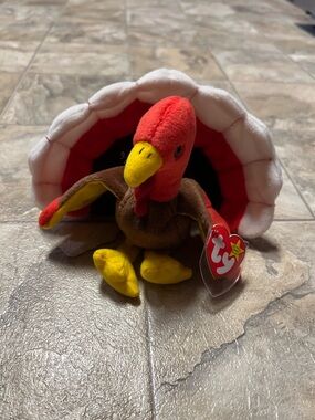 Ty Beanie Babies Gobbles Plush - Red, Brown, Yellow